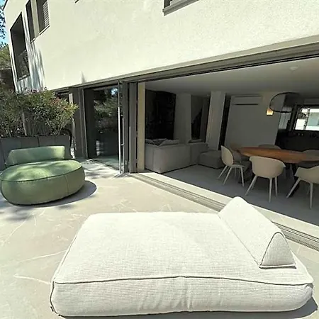 Magnificent Semi Detached At Only 30mt From Lignano Pineta *