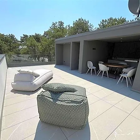 Magnificent Semi Detached At Only 30mt From Lignano Pineta Hotel Lignano Sabbiadoro