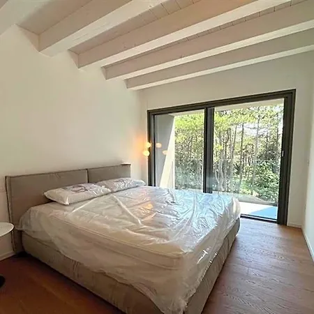 Magnificent Semi Detached At Only 30mt From Lignano Pineta Ξενοδοχείο *